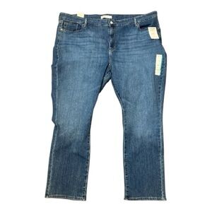 Signature Levis Womens Mid Rise Straight Jeans Size 26S/W38 L30 NWT